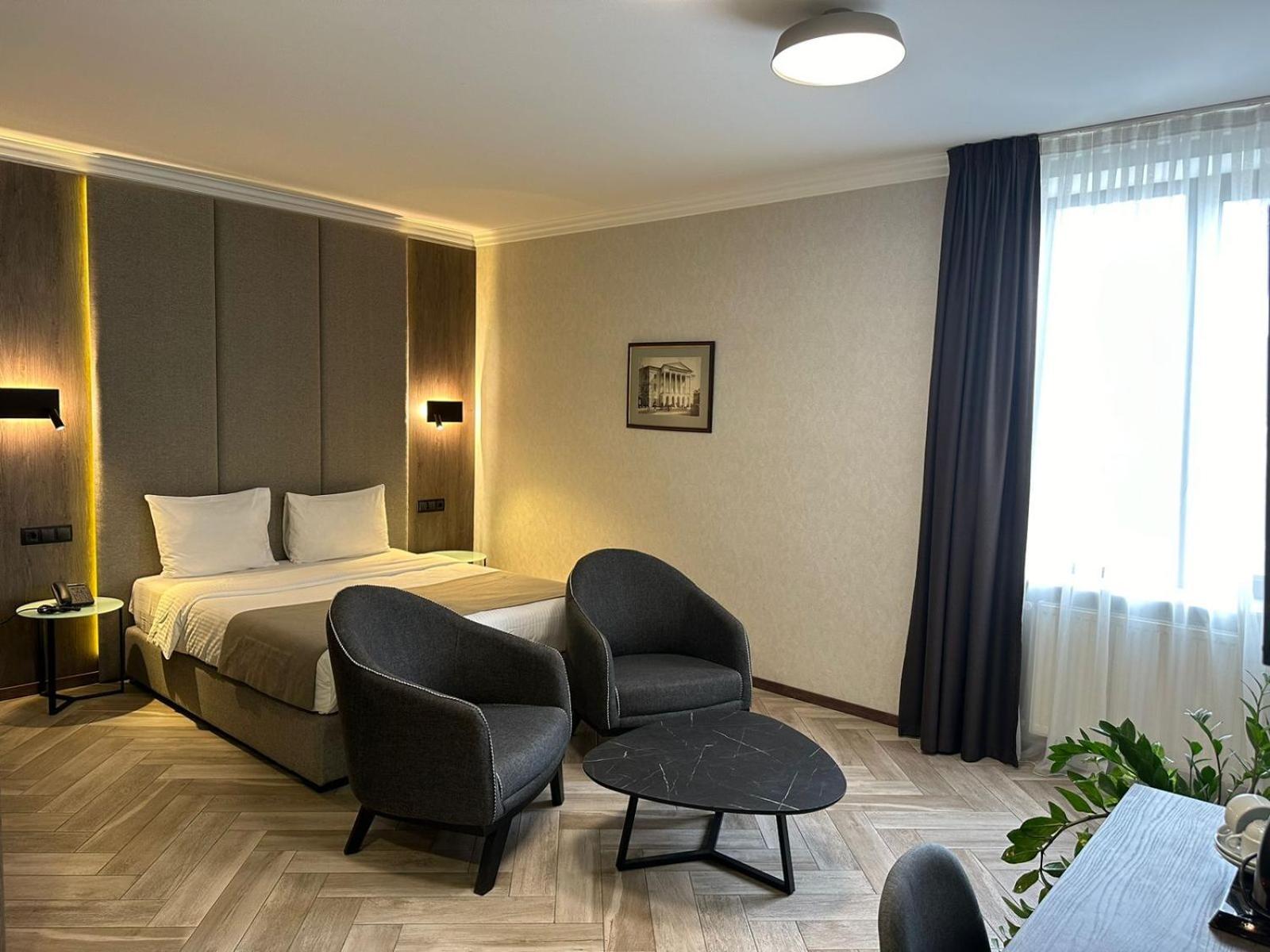 טביליסי Hotel Old Wall מראה חיצוני תמונה