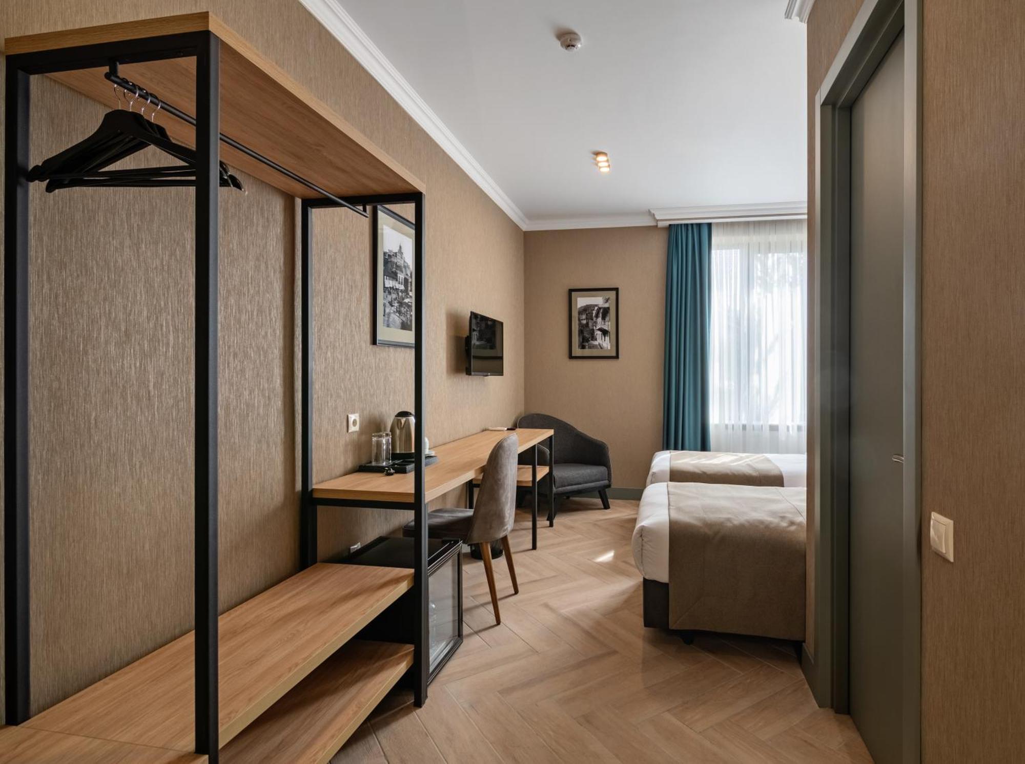 טביליסי Hotel Old Wall מראה חיצוני תמונה